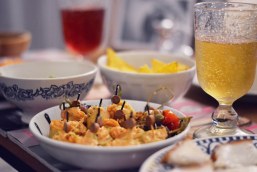 Toasts, amuses bouches et boissons