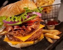 CLASSIQUE BURGER + frites ou potatoes 